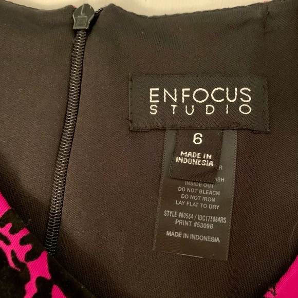 💗🖤 Gorgeous Fuchsia and Black Dress,NWOT,Size 6 - Picture 2 of 4